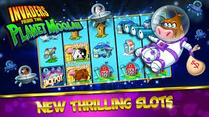 Pengguna mobile membaca jadwal event